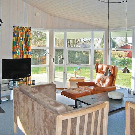 3 Bedroom Cozy Home In Fårvang Exterior foto